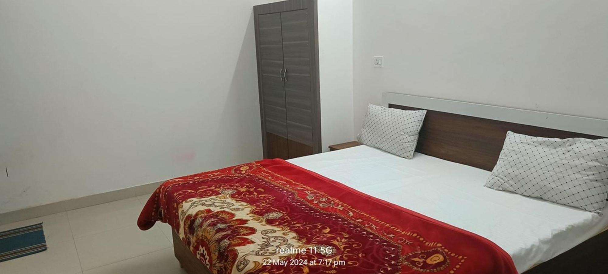 Geeta Dham Hotel Vrindāvan Екстериор снимка