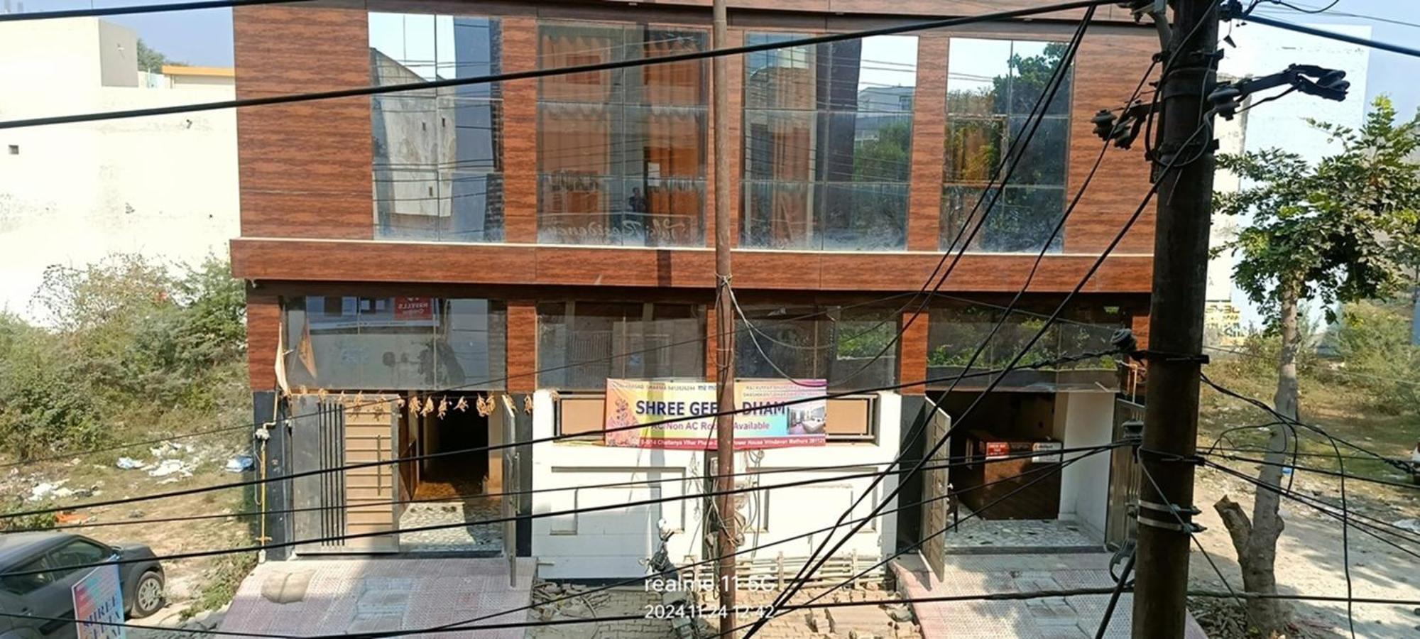 Geeta Dham Hotel Vrindāvan Екстериор снимка